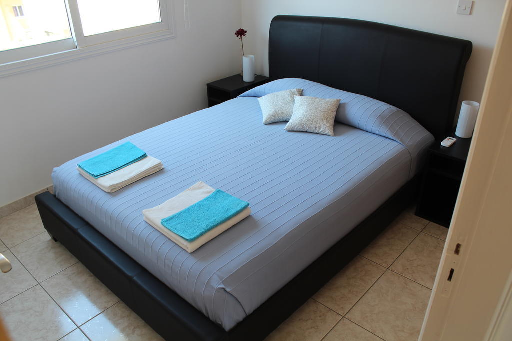 Estia Luxury Maisonette Paphos Værelse billede
