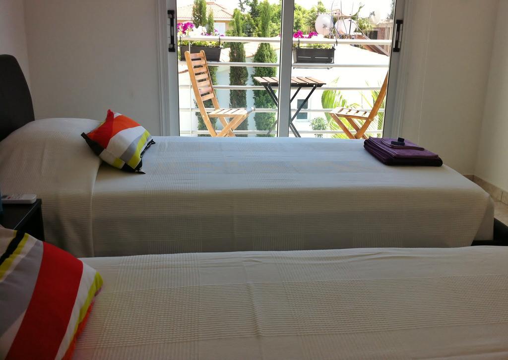 Estia Luxury Maisonette Paphos Værelse billede