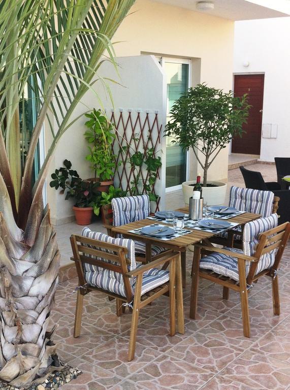 Estia Luxury Maisonette Paphos Værelse billede